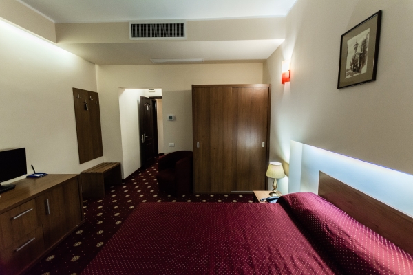 Hotel Ferdinand (Costanza)